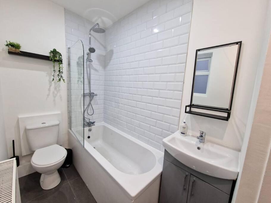 Modern Belfast City Home Esterno foto